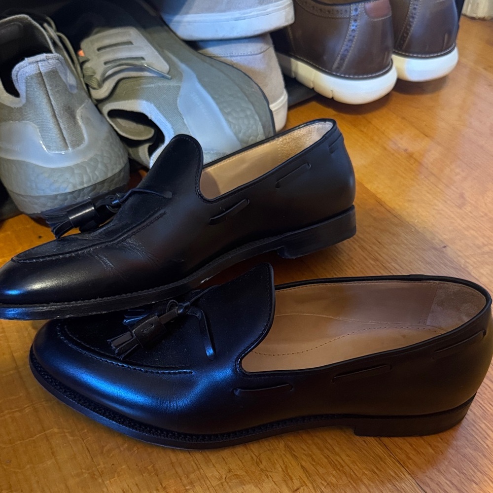 Suitsupply Black Leather Tassel Loafers